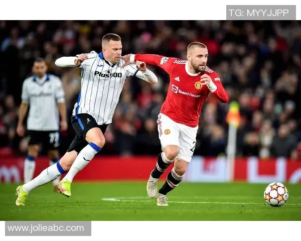 英超中场核心球员表现分析与未来发展预测