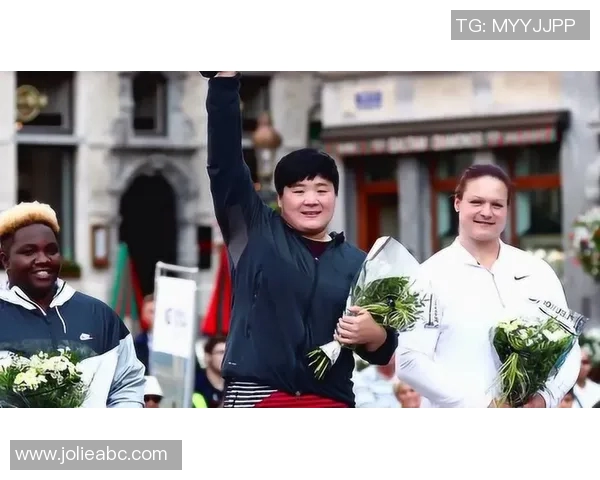 今日体育速递：转会动态、伤病更新、赛事战报一览全收